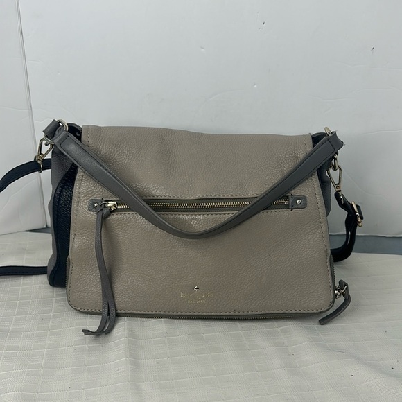 Kate Spade Cobble Hill Toddy in color block Grey/ Black - Picture 1 of 10
